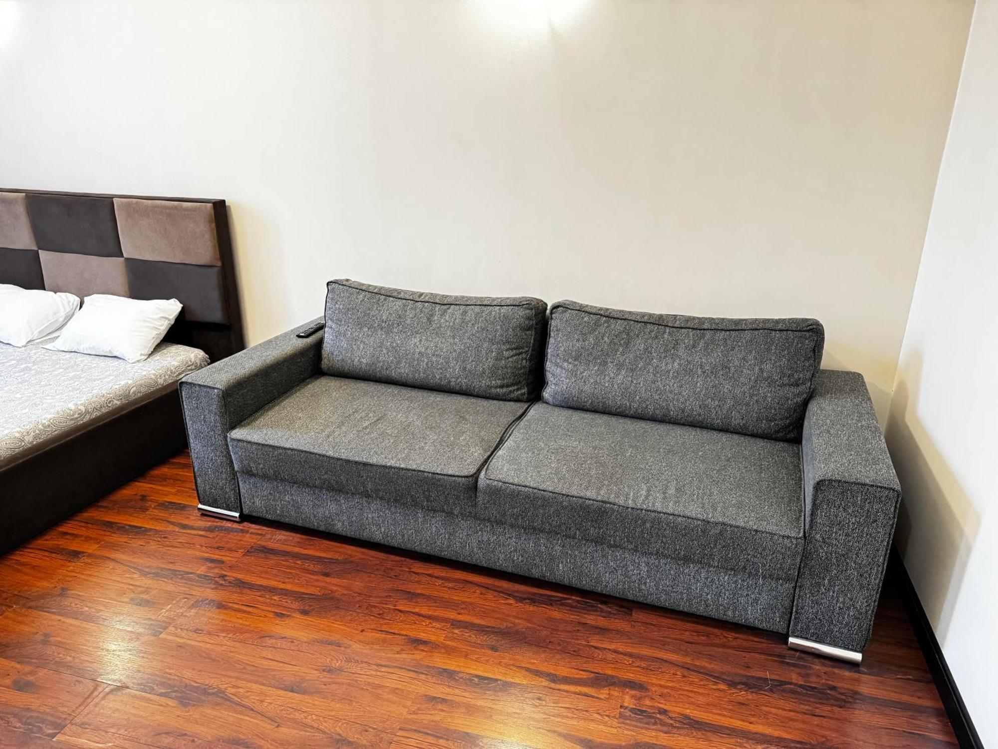 Aparthotel Riga Extérieur photo A sofa bed